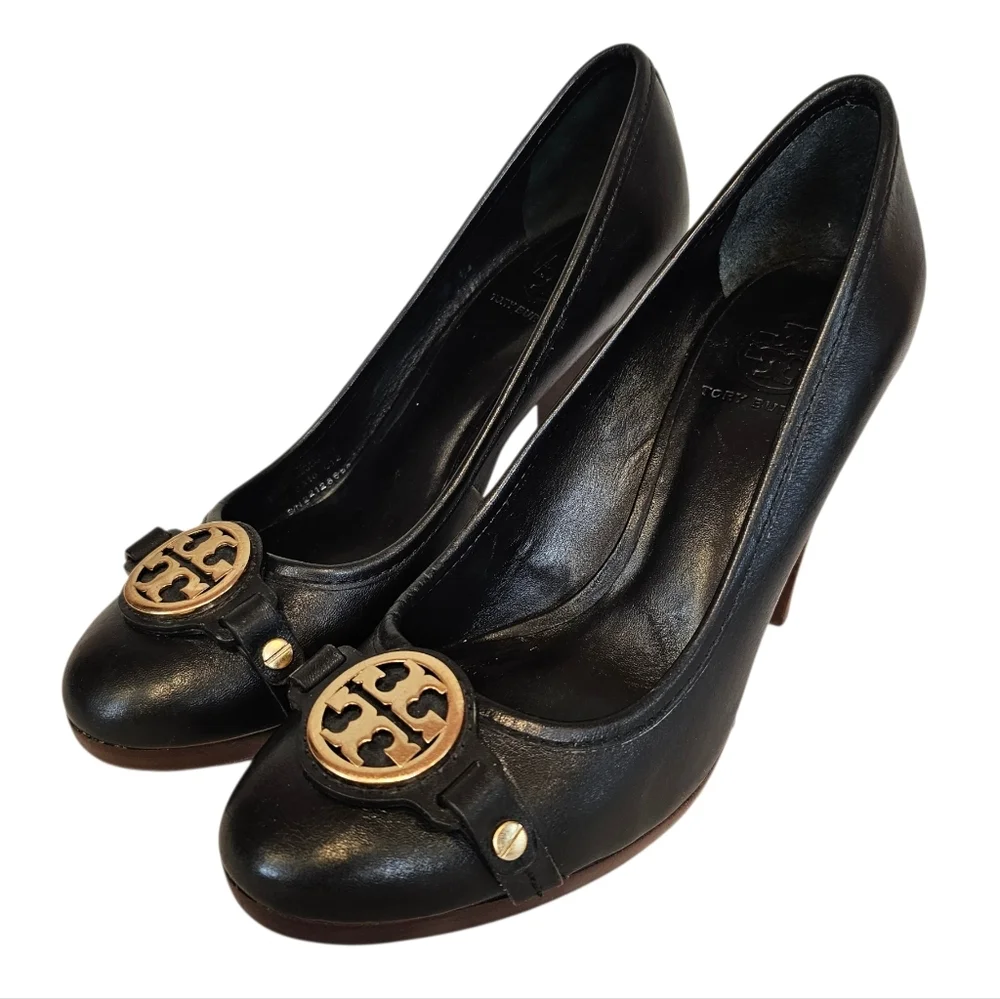 Tory Burch Wooden Tall Heel Calista Pumps Gold Logo